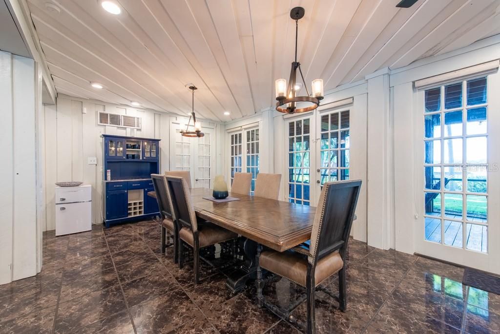 En Venta: $1,450,000 (9 camas, 7 baños, 5410 Pies cuadrados)