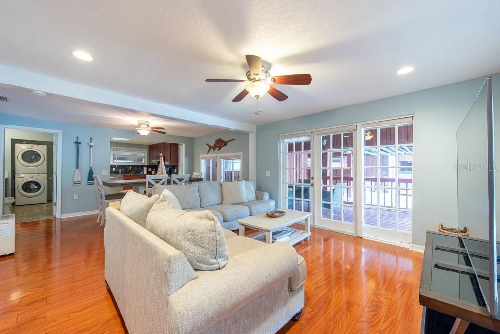 En Venta: $1,450,000 (9 camas, 7 baños, 5410 Pies cuadrados)