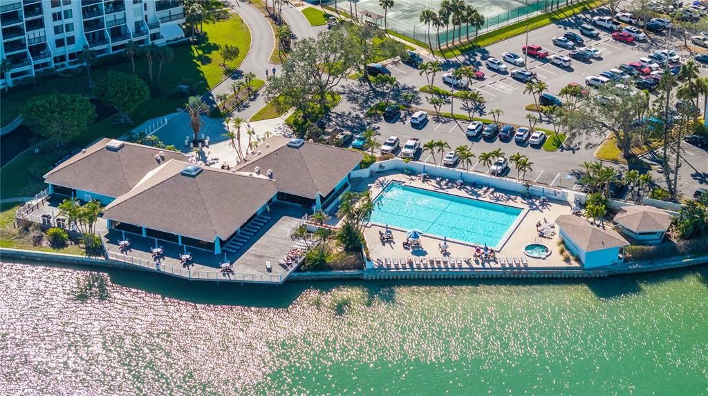 For Sale: $420,000 (2 beds, 2 baths, 1160 Square Feet)