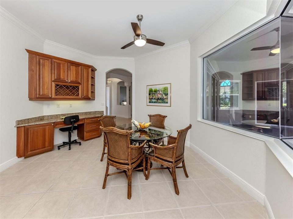 Active With Contract: $899,000 (4 beds, 3 baths, 3463 Square Feet)