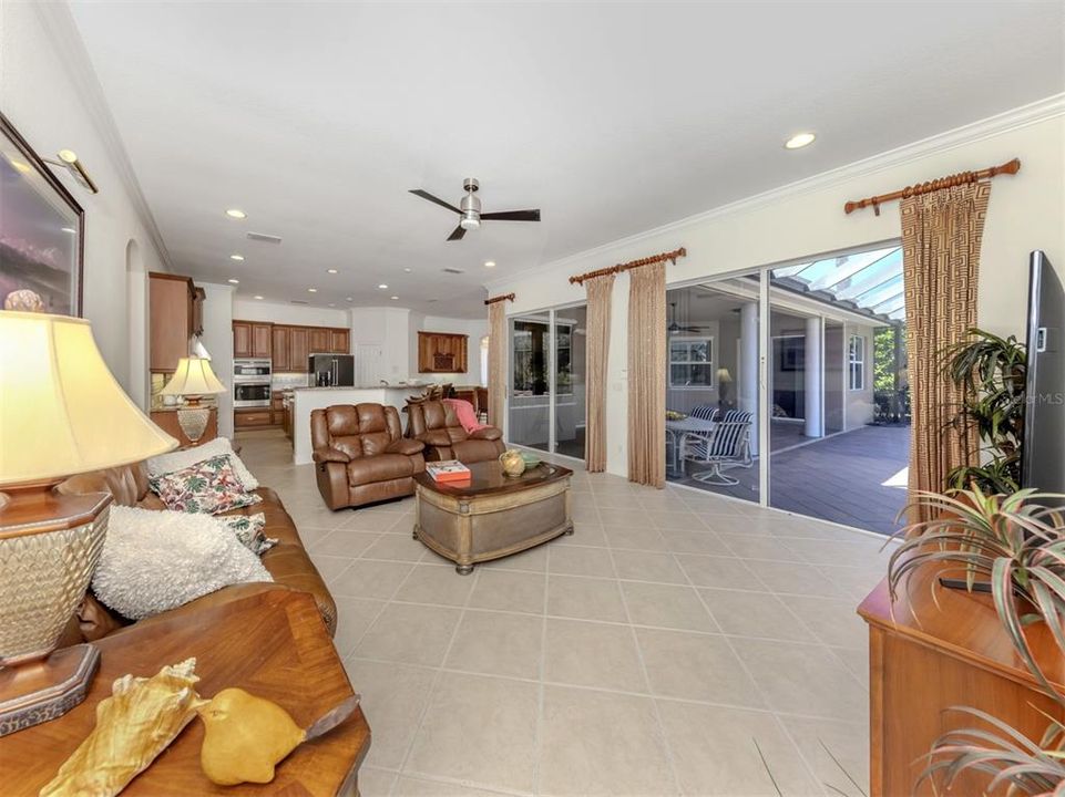 Active With Contract: $899,000 (4 beds, 3 baths, 3463 Square Feet)