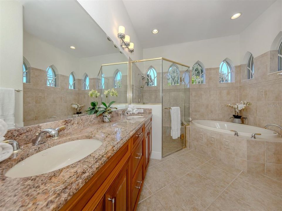 Active With Contract: $899,000 (4 beds, 3 baths, 3463 Square Feet)