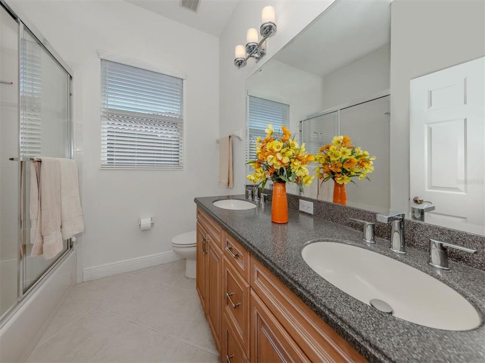 Active With Contract: $899,000 (4 beds, 3 baths, 3463 Square Feet)