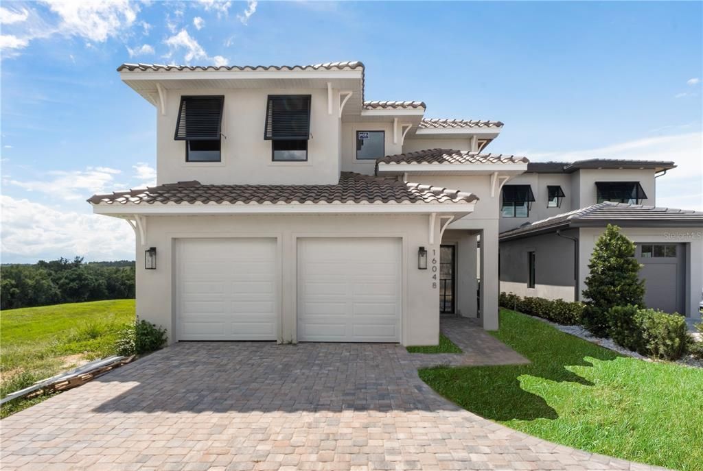 Vendido Recientemente: $1,640,000 (4 camas, 4 baños, 3334 Pies cuadrados)