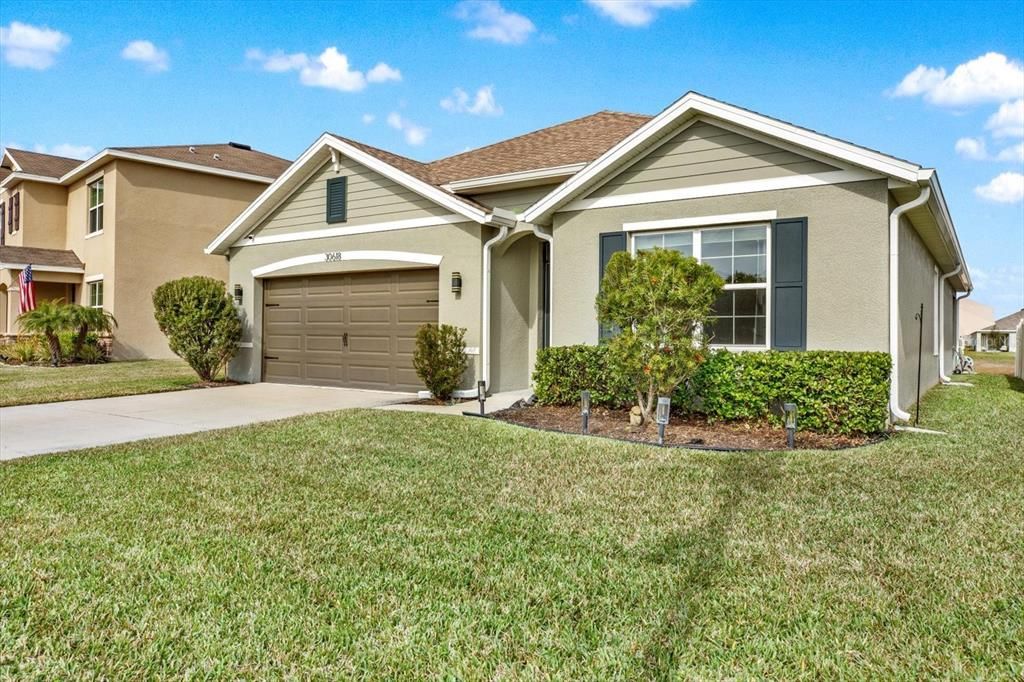 Recently Rented: $2,300 (4 beds, 2 baths, 1846 Square Feet)