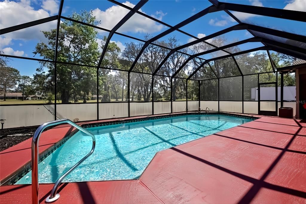 Active With Contract: $433,000 (3 beds, 2 baths, 2228 Square Feet)