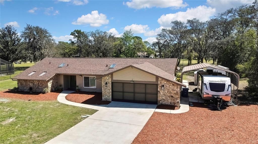 Active With Contract: $433,000 (3 beds, 2 baths, 2228 Square Feet)