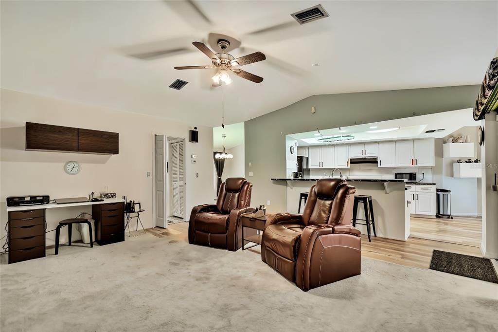 Active With Contract: $433,000 (3 beds, 2 baths, 2228 Square Feet)