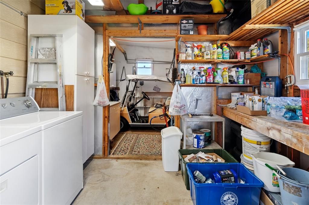 Active With Contract: $224,900 (2 beds, 2 baths, 1104 Square Feet)