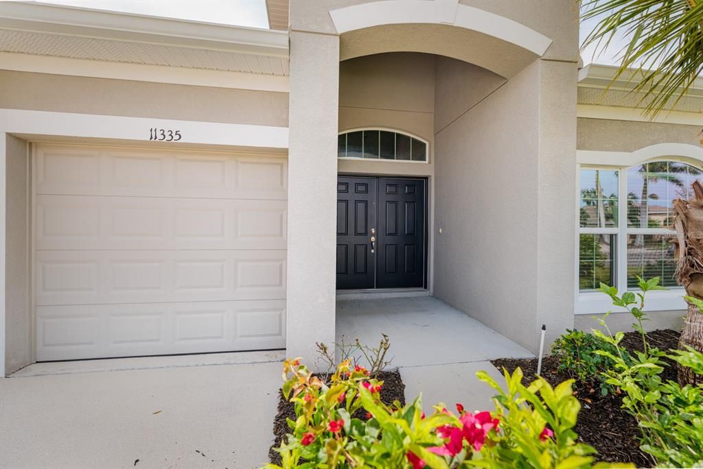 待售: $450,000 (4 贝兹, 3 浴室, 2660 平方英尺)