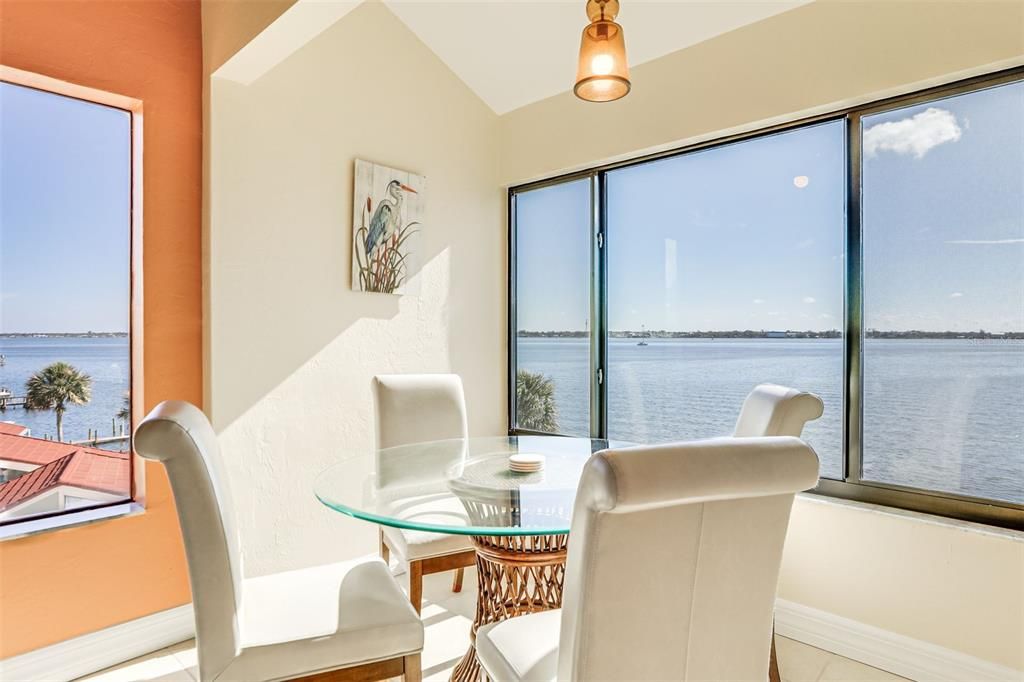 For Rent: $3,150 (2 beds, 2 baths, 1088 Square Feet)