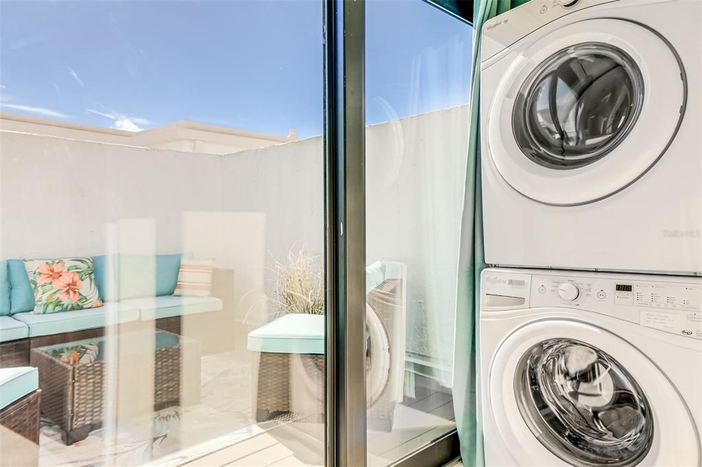 For Rent: $3,150 (2 beds, 2 baths, 1088 Square Feet)