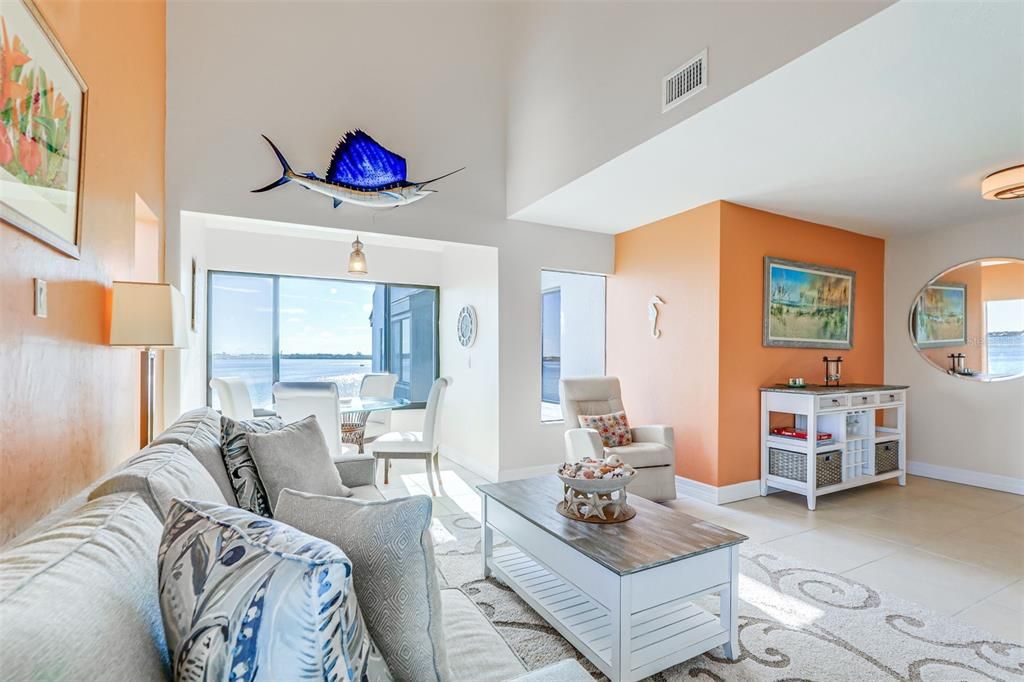 For Rent: $3,150 (2 beds, 2 baths, 1088 Square Feet)