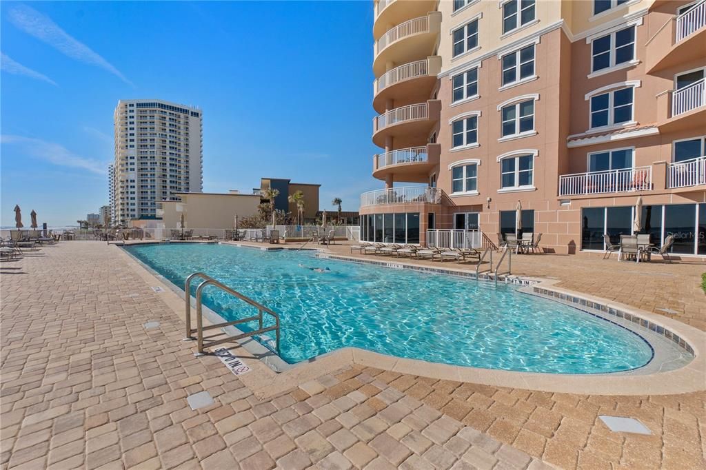 待售: $750,000 (3 贝兹, 3 浴室, 2406 平方英尺)