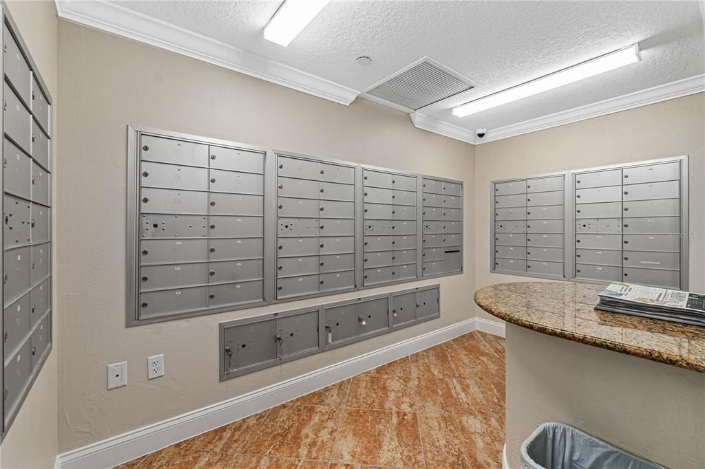 待售: $750,000 (3 贝兹, 3 浴室, 2406 平方英尺)