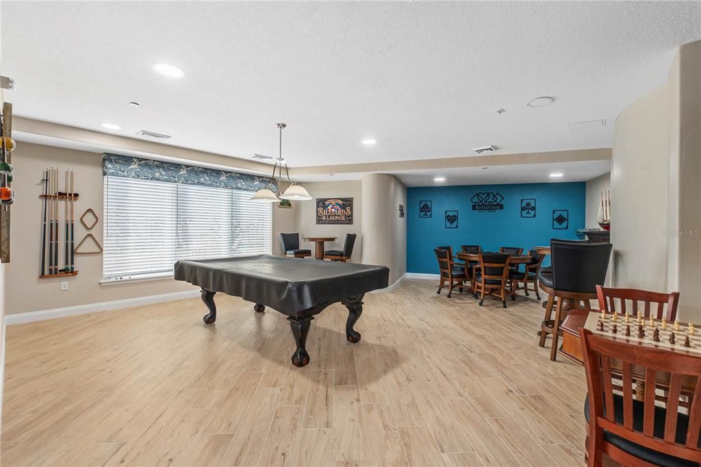 待售: $750,000 (3 贝兹, 3 浴室, 2406 平方英尺)