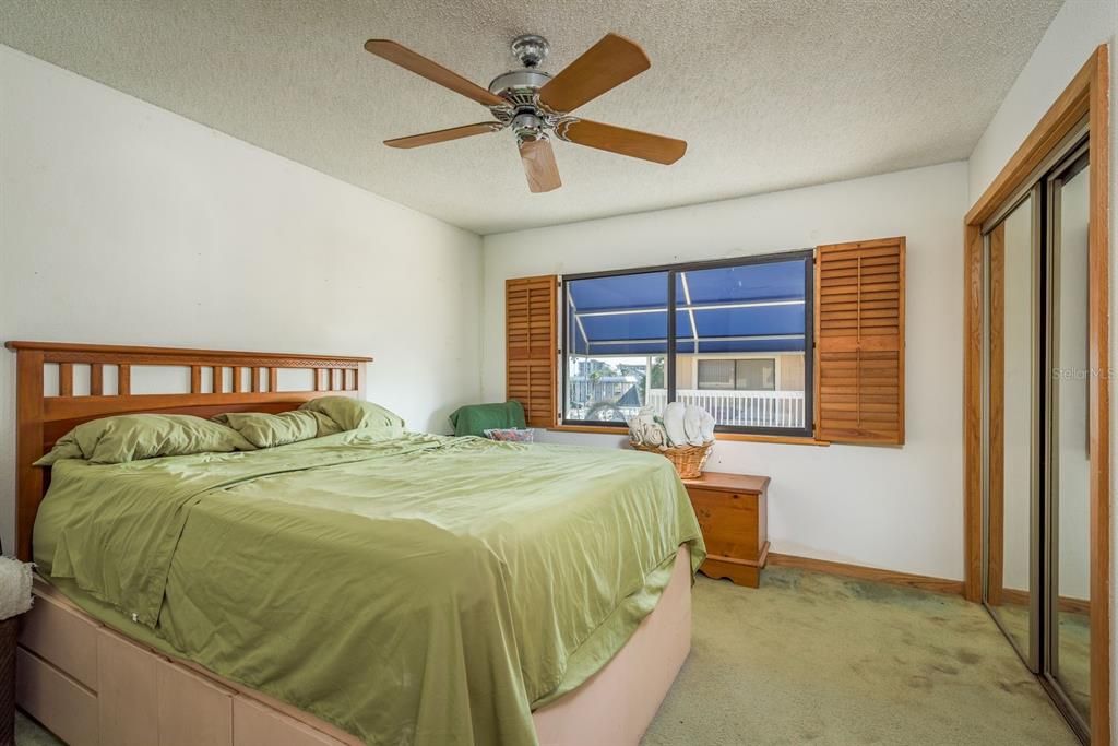 待售: $999,900 (2 贝兹, 2 浴室, 1350 平方英尺)