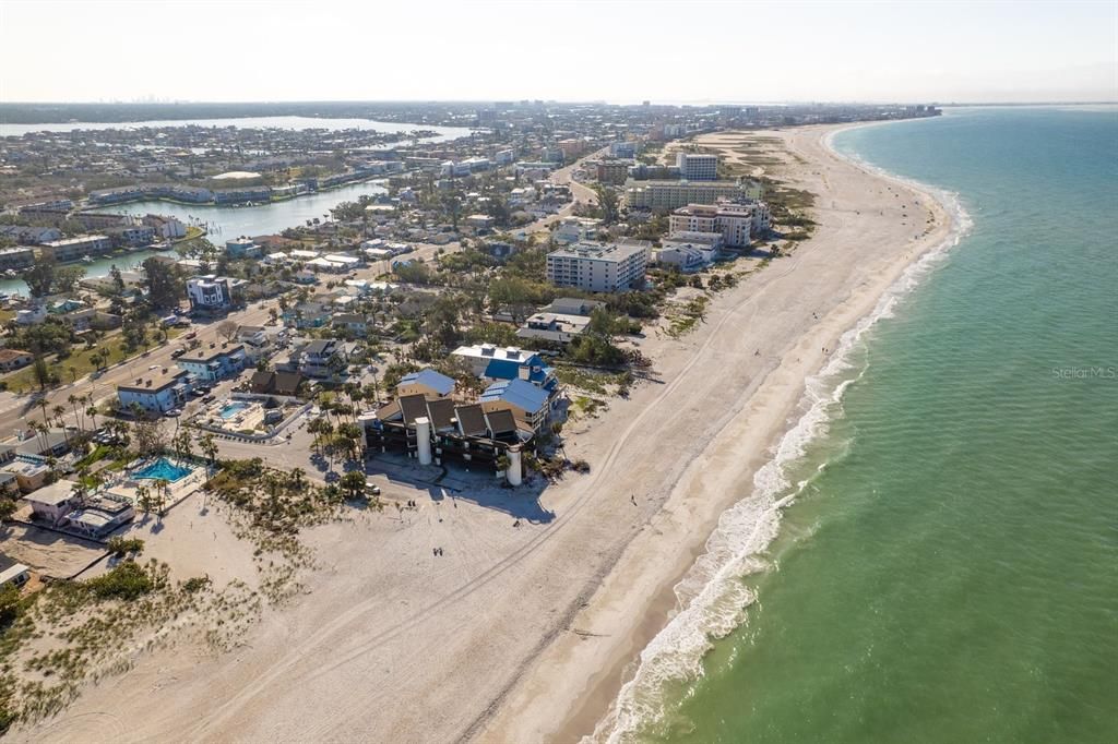 待售: $999,900 (2 贝兹, 2 浴室, 1350 平方英尺)