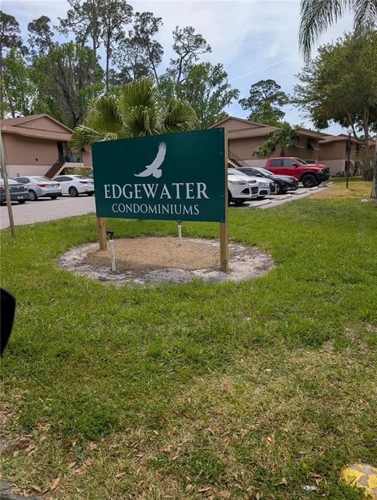 На продажу: $158,000 (2 спален, 2 ванн, 897 Квадратных фут)