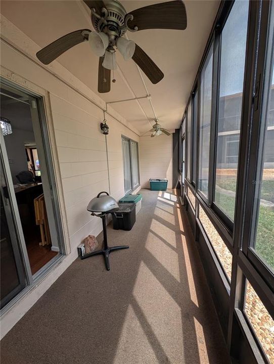 На продажу: $158,000 (2 спален, 2 ванн, 897 Квадратных фут)