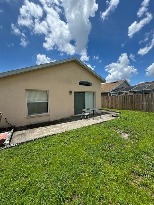 На продажу: $365,000 (3 спален, 2 ванн, 1395 Квадратных фут)