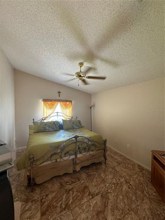 На продажу: $365,000 (3 спален, 2 ванн, 1395 Квадратных фут)