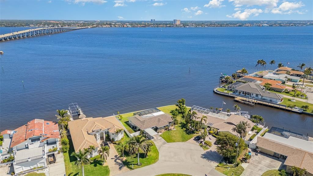 En Venta: $1,500,000 (2 camas, 2 baños, 1570 Pies cuadrados)