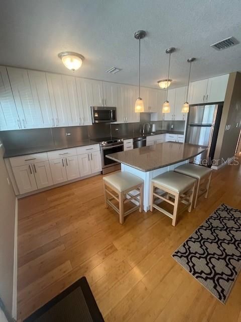 En Renta: $1,800 (2 camas, 1 baños, 836 Pies cuadrados)