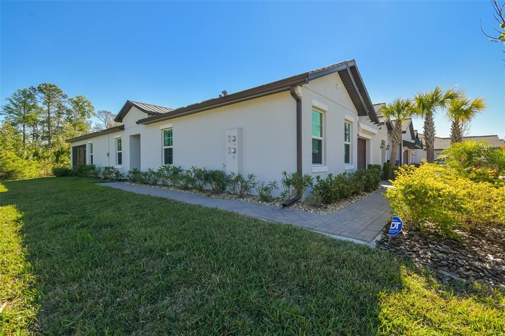 Activo con contrato: $250,000 (2 camas, 2 baños, 1615 Pies cuadrados)