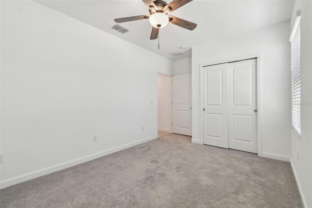 Activo con contrato: $250,000 (2 camas, 2 baños, 1615 Pies cuadrados)