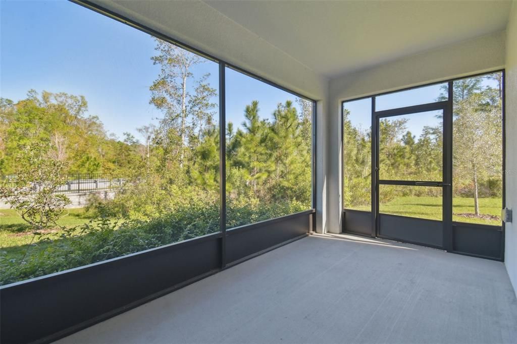 Activo con contrato: $250,000 (2 camas, 2 baños, 1615 Pies cuadrados)