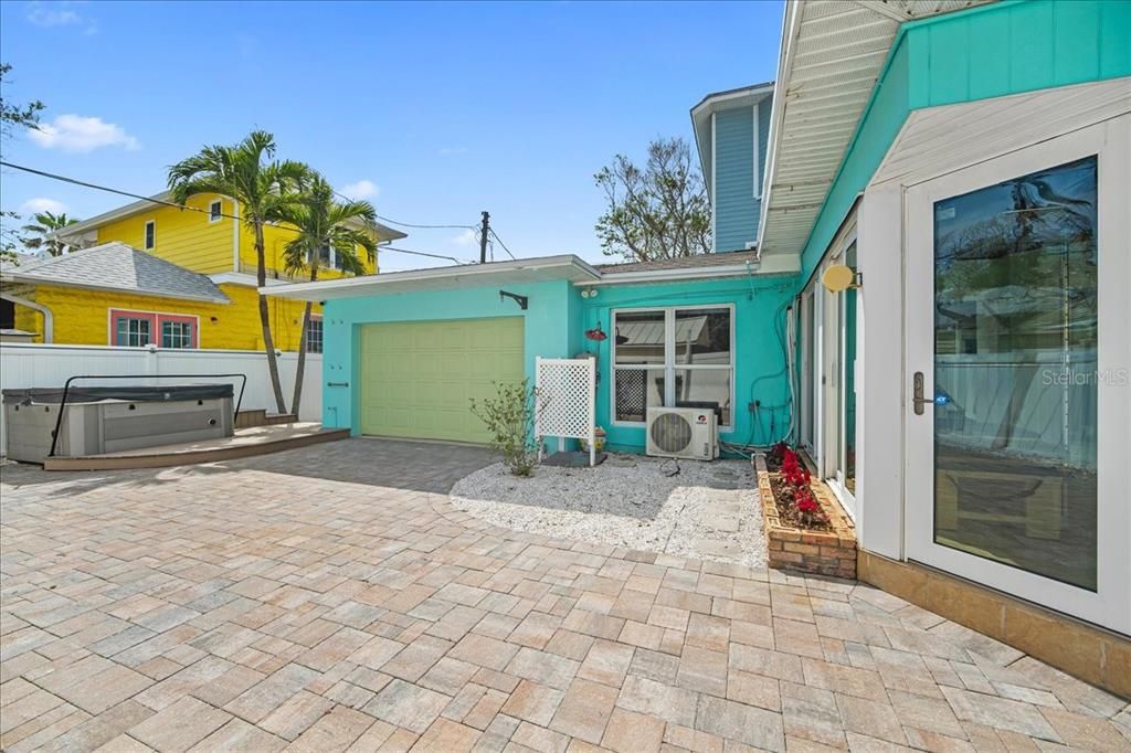 На продажу: $1,250,000 (2 спален, 3 ванн, 1480 Квадратных фут)