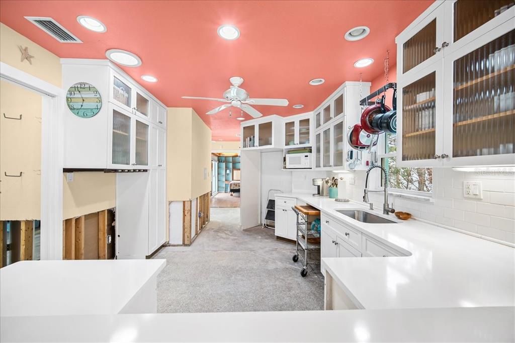 На продажу: $1,250,000 (2 спален, 3 ванн, 1480 Квадратных фут)