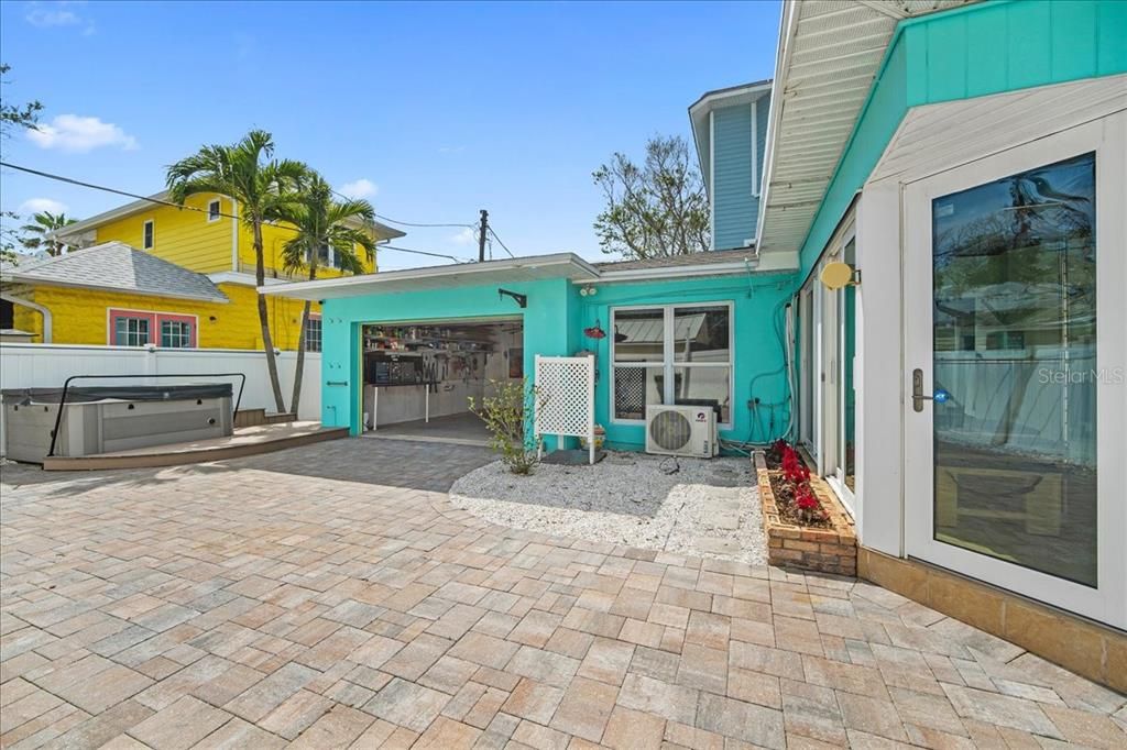 На продажу: $1,250,000 (2 спален, 3 ванн, 1480 Квадратных фут)