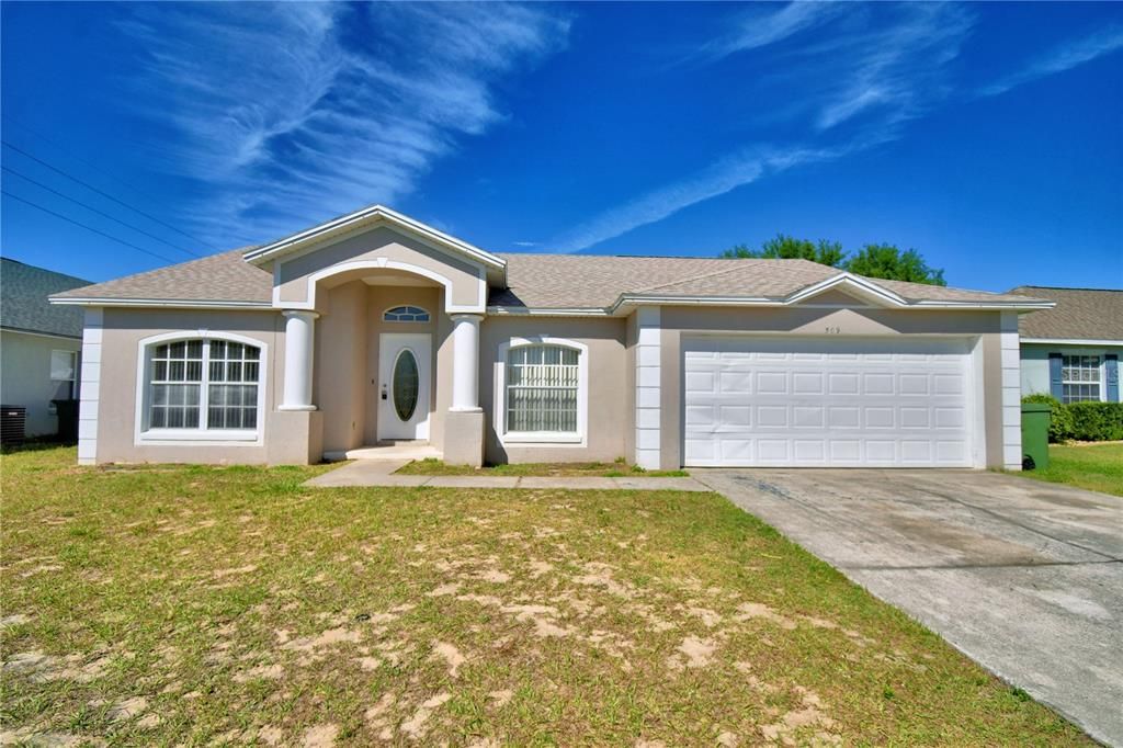 Недавно продано: $269,900 (3 спален, 2 ванн, 1659 Квадратных фут)