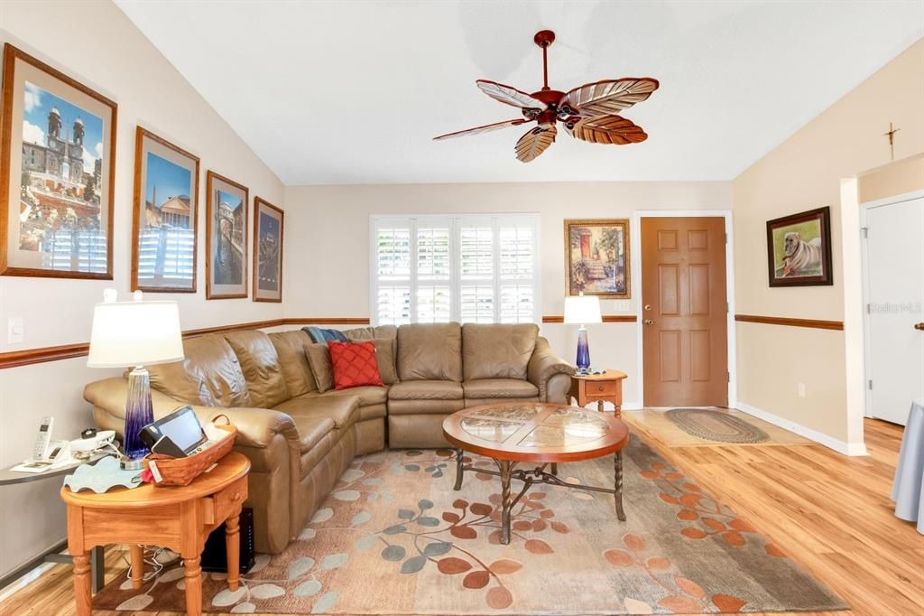 Active With Contract: $299,000 (3 beds, 2 baths, 1392 Square Feet)