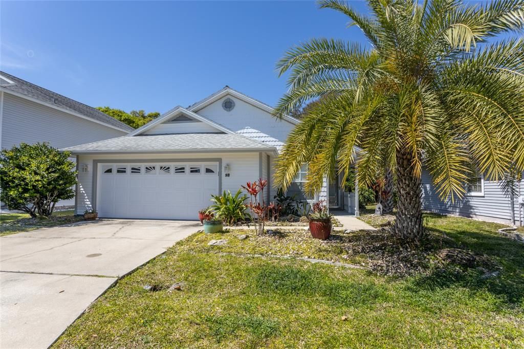 For Sale: $459,000 (2 beds, 2 baths, 1006 Square Feet)