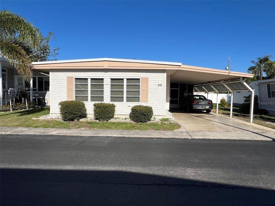 Recently Sold: $145,000 (2 beds, 2 baths, 1392 Square Feet)