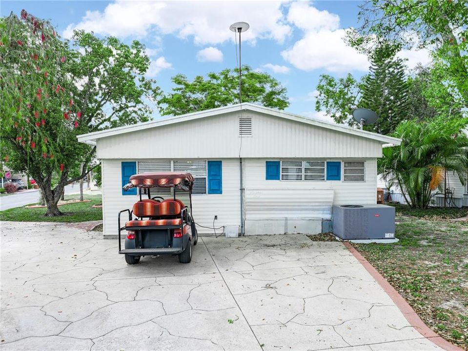 На продажу: $119,000 (2 спален, 1 ванн, 712 Квадратных фут)