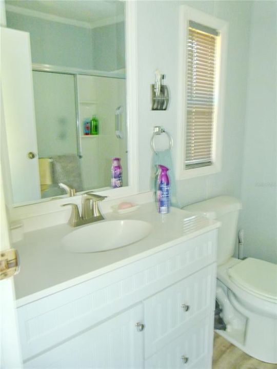 待售: $349,000 (2 贝兹, 2 浴室, 988 平方英尺)