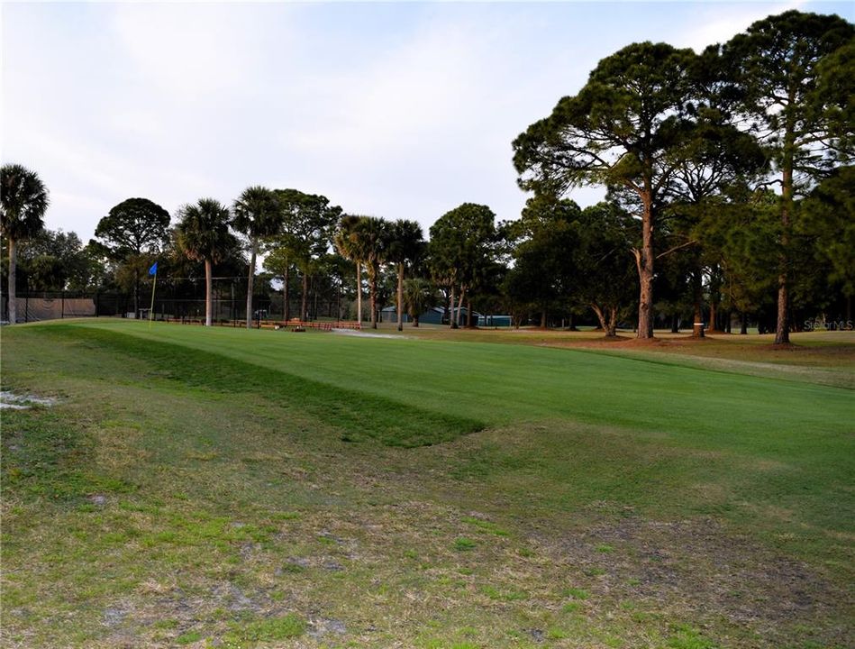 待售: $124,900 (2 贝兹, 2 浴室, 1056 平方英尺)