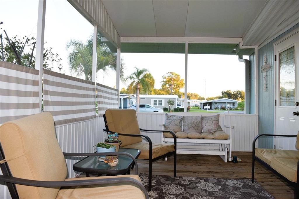 待售: $124,900 (2 贝兹, 2 浴室, 1056 平方英尺)