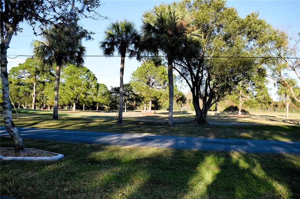 待售: $124,900 (2 贝兹, 2 浴室, 1056 平方英尺)