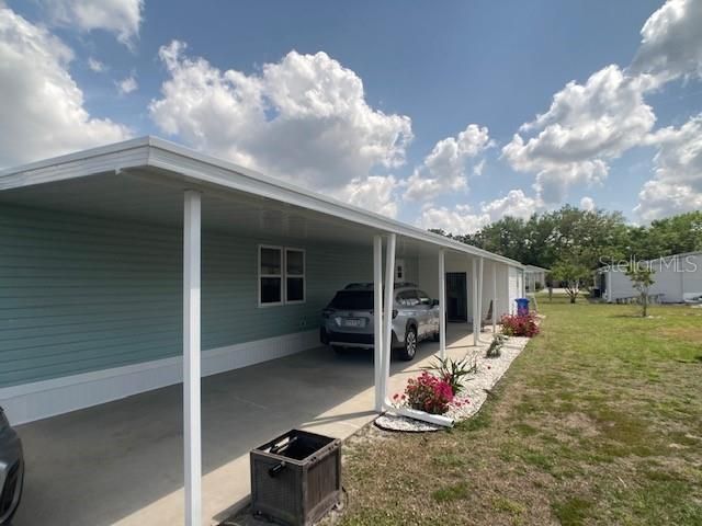 For Sale: $110,000 (2 beds, 1 baths, 984 Square Feet)