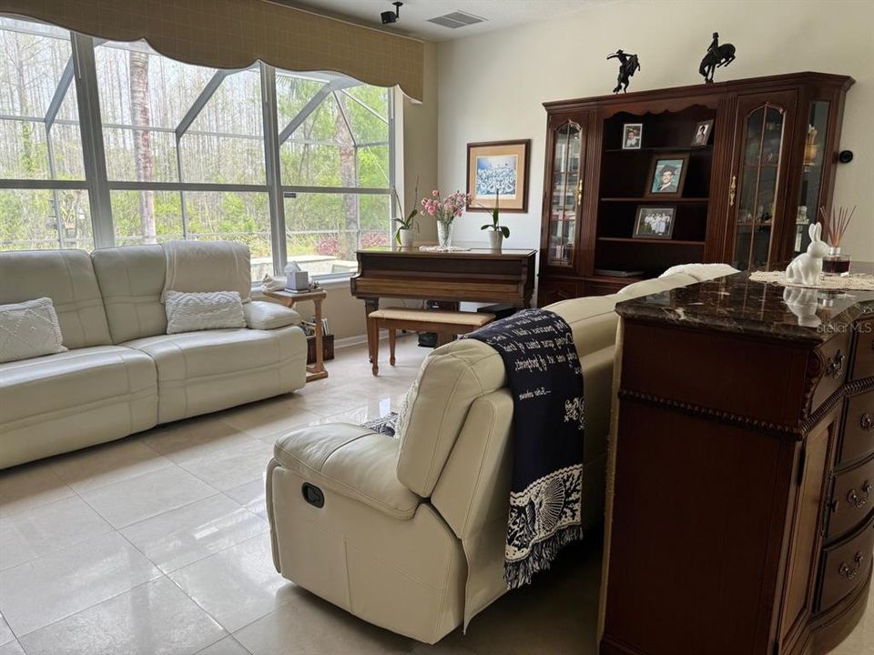 待售: $719,900 (4 贝兹, 3 浴室, 3214 平方英尺)