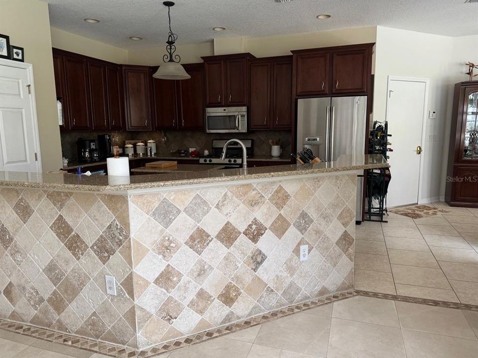 待售: $719,900 (4 贝兹, 3 浴室, 3214 平方英尺)