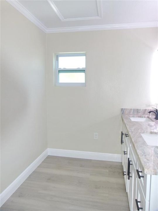 待售: $450,000 (3 贝兹, 2 浴室, 1248 平方英尺)