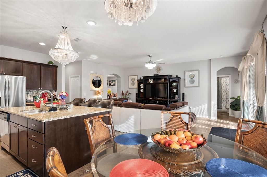 For Sale: $682,999 (5 beds, 3 baths, 3460 Square Feet)