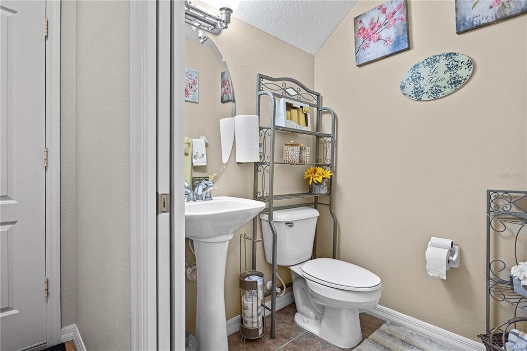 For Sale: $682,999 (5 beds, 3 baths, 3460 Square Feet)