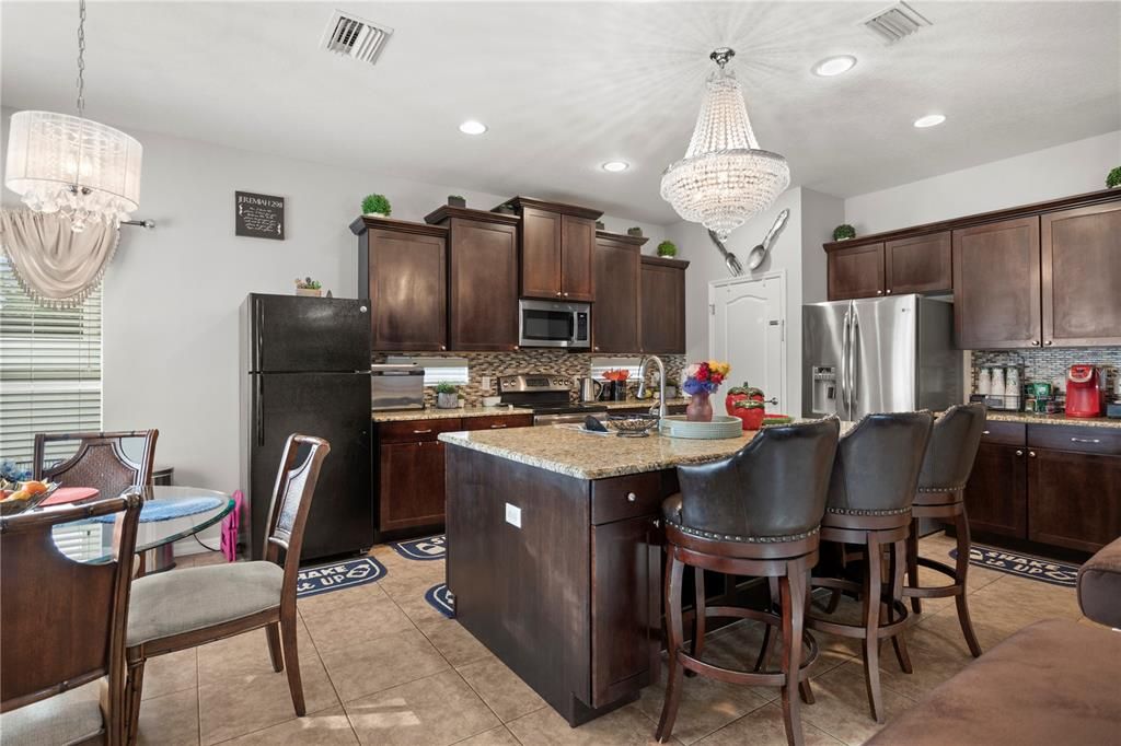 For Sale: $682,999 (5 beds, 3 baths, 3460 Square Feet)